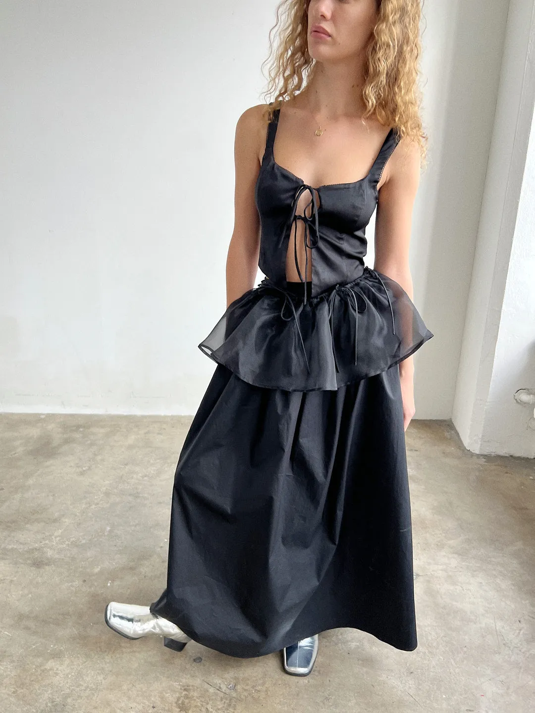 Arabesque Skirt - Onyx