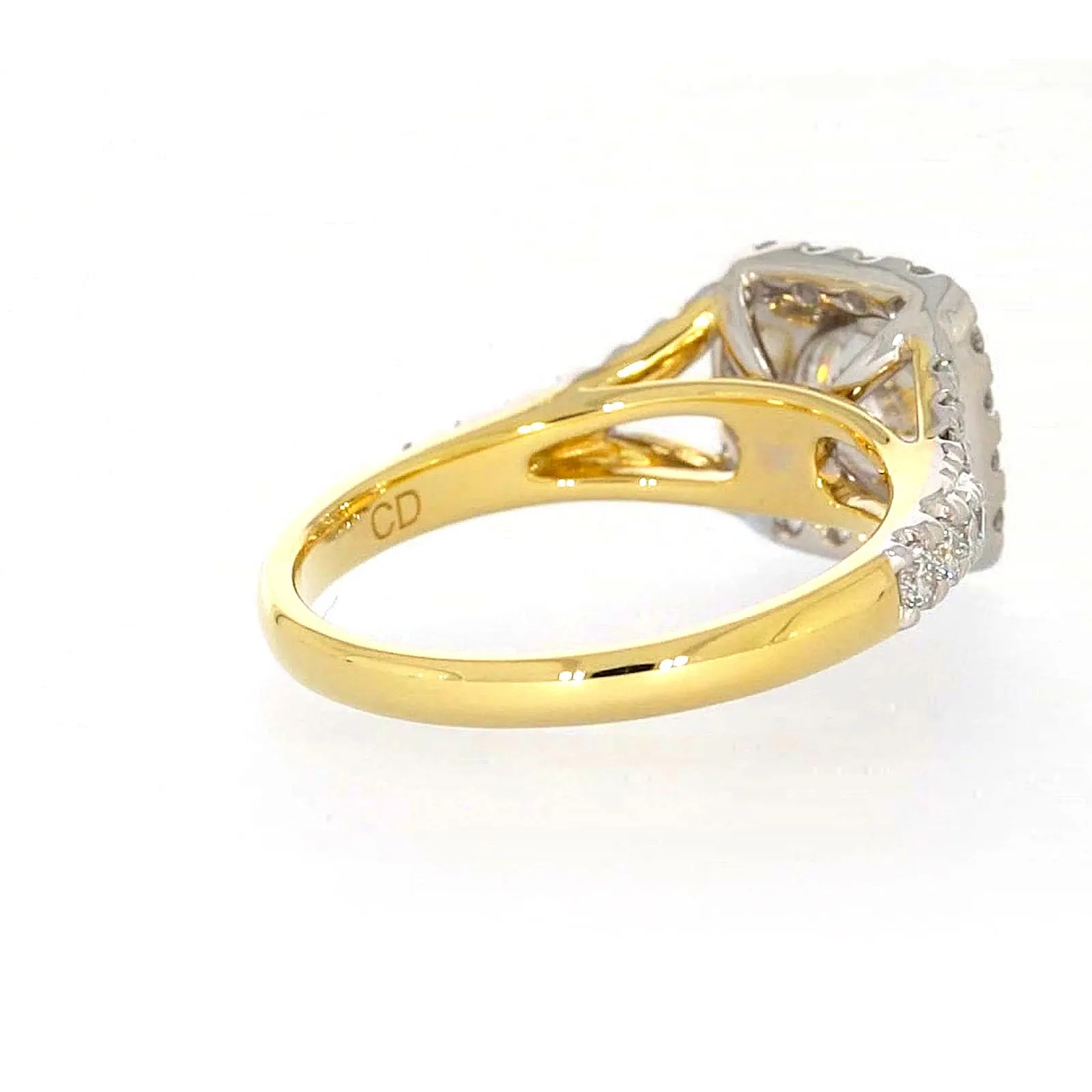 Celebration 18ct Yellow Gold Round Brilliant Cut 1 1/2 Carat tw of Certified Lab Grown Diamonds Ring