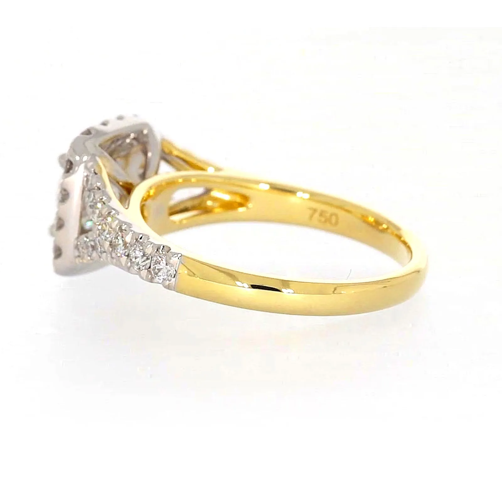 Celebration 18ct Yellow Gold Round Brilliant Cut 1 1/2 Carat tw of Certified Lab Grown Diamonds Ring