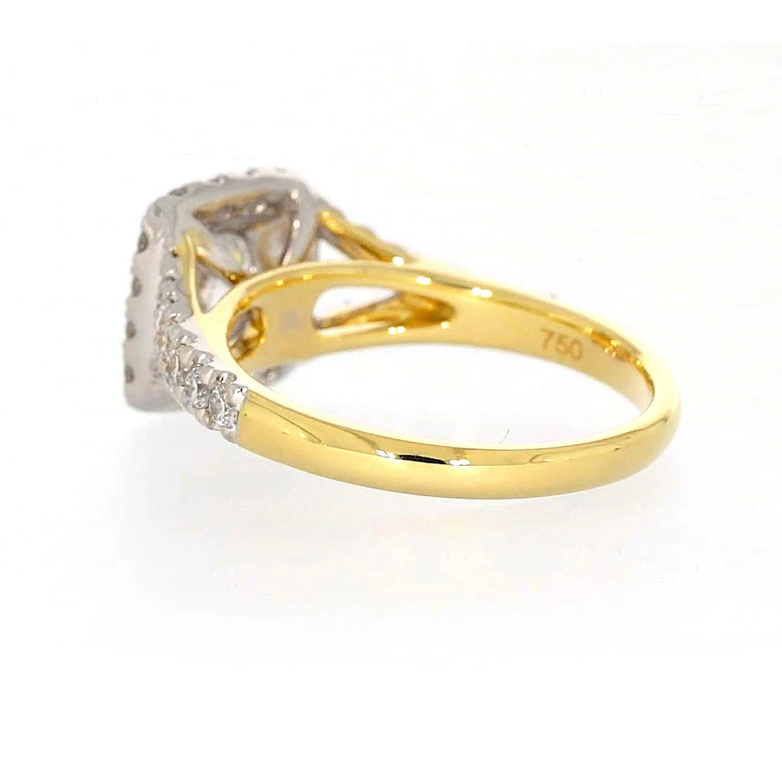 Celebration 18ct Yellow Gold Round Brilliant Cut 1 1/2 Carat tw of Certified Lab Grown Diamonds Ring