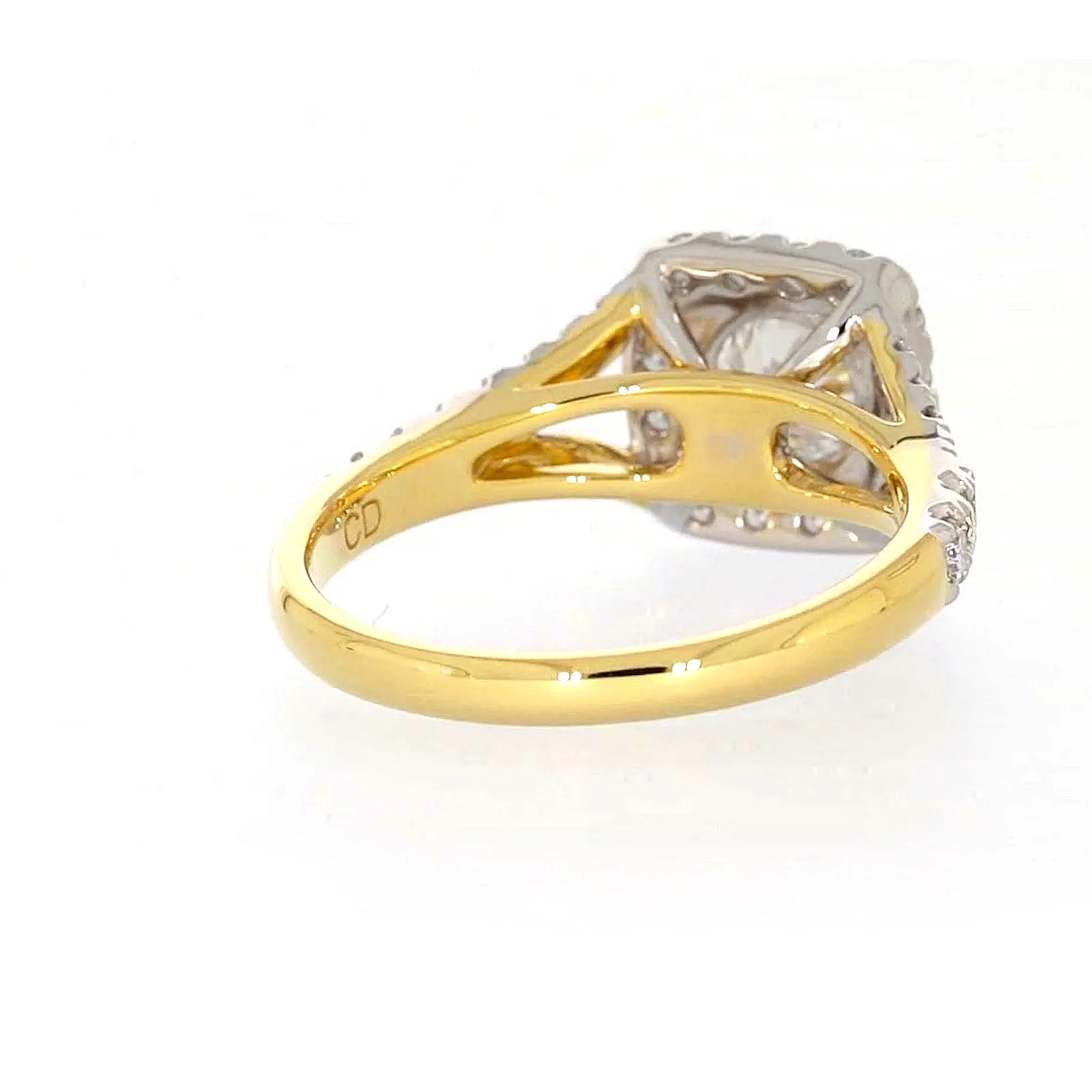 Celebration 18ct Yellow Gold Round Brilliant Cut 1 1/2 Carat tw of Certified Lab Grown Diamonds Ring