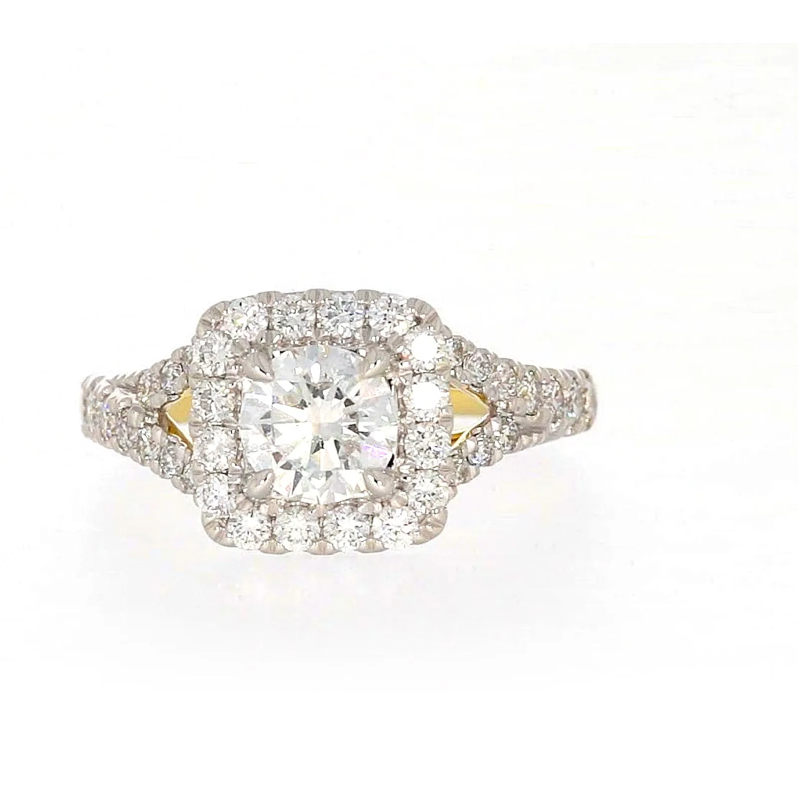 Celebration 18ct Yellow Gold Round Brilliant Cut 1 1/2 Carat tw of Certified Lab Grown Diamonds Ring