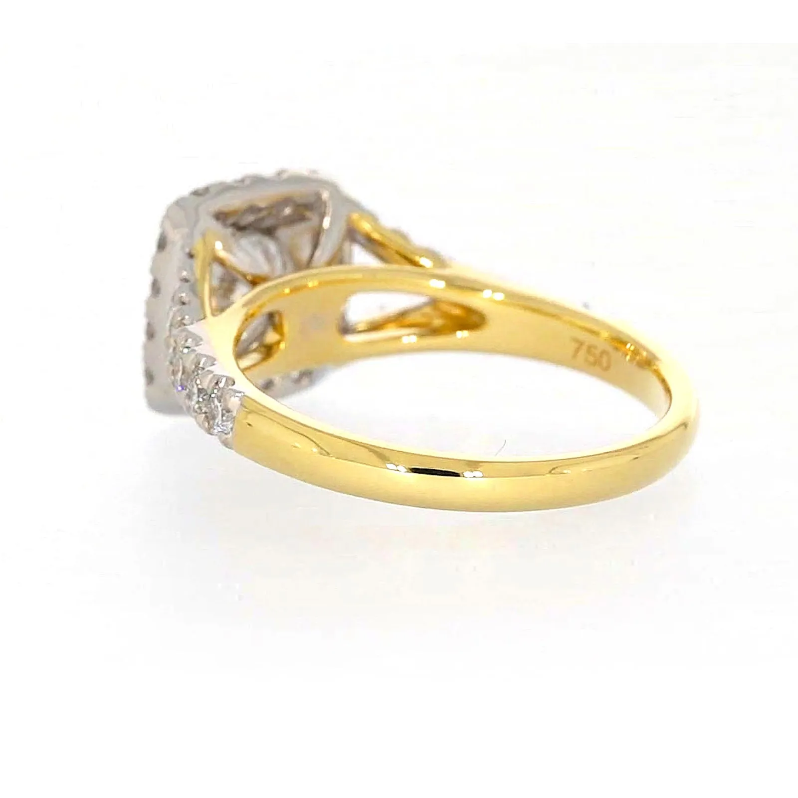 Celebration 18ct Yellow Gold Round Brilliant Cut 1 1/2 Carat tw of Certified Lab Grown Diamonds Ring