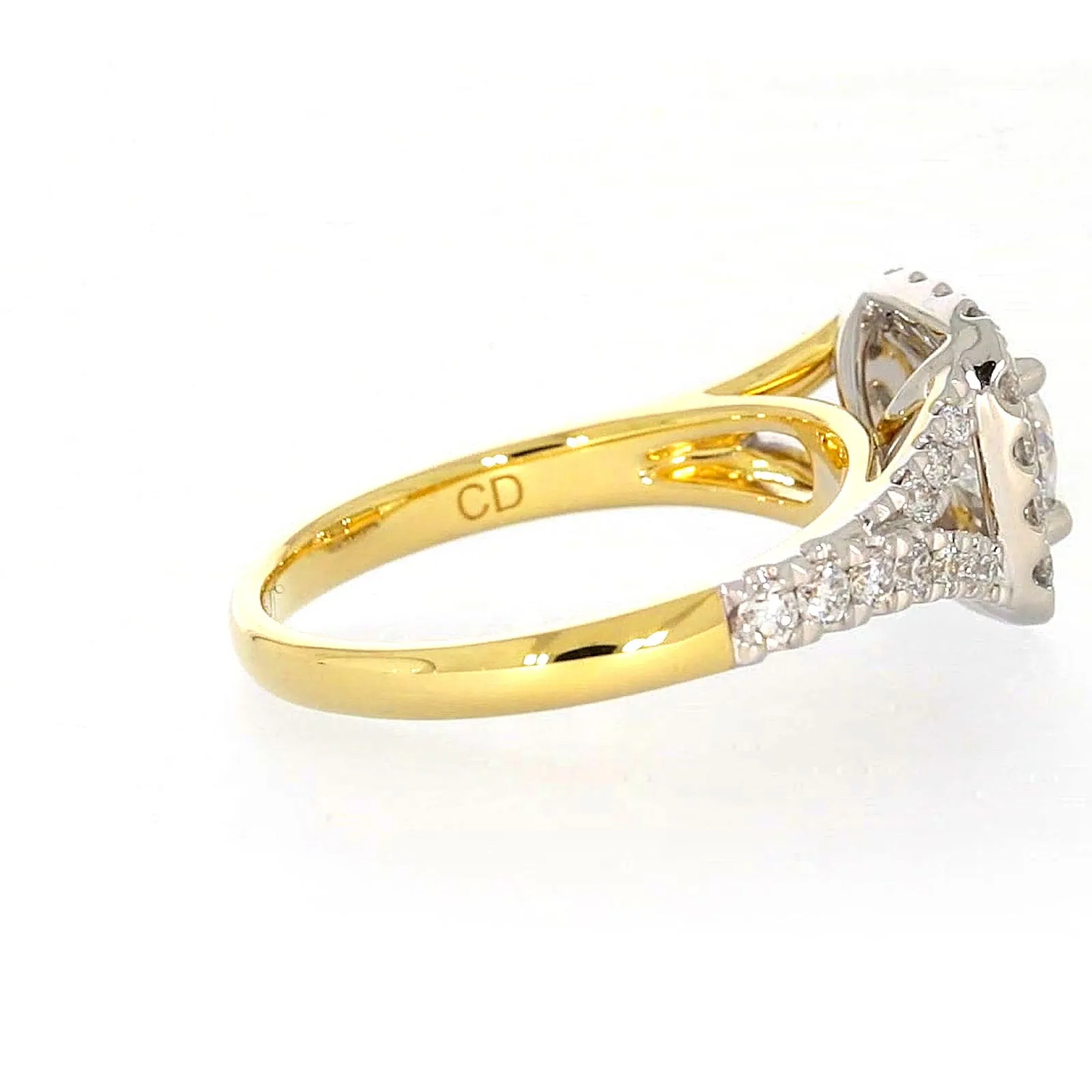 Celebration 18ct Yellow Gold Round Brilliant Cut 1 1/2 Carat tw of Certified Lab Grown Diamonds Ring