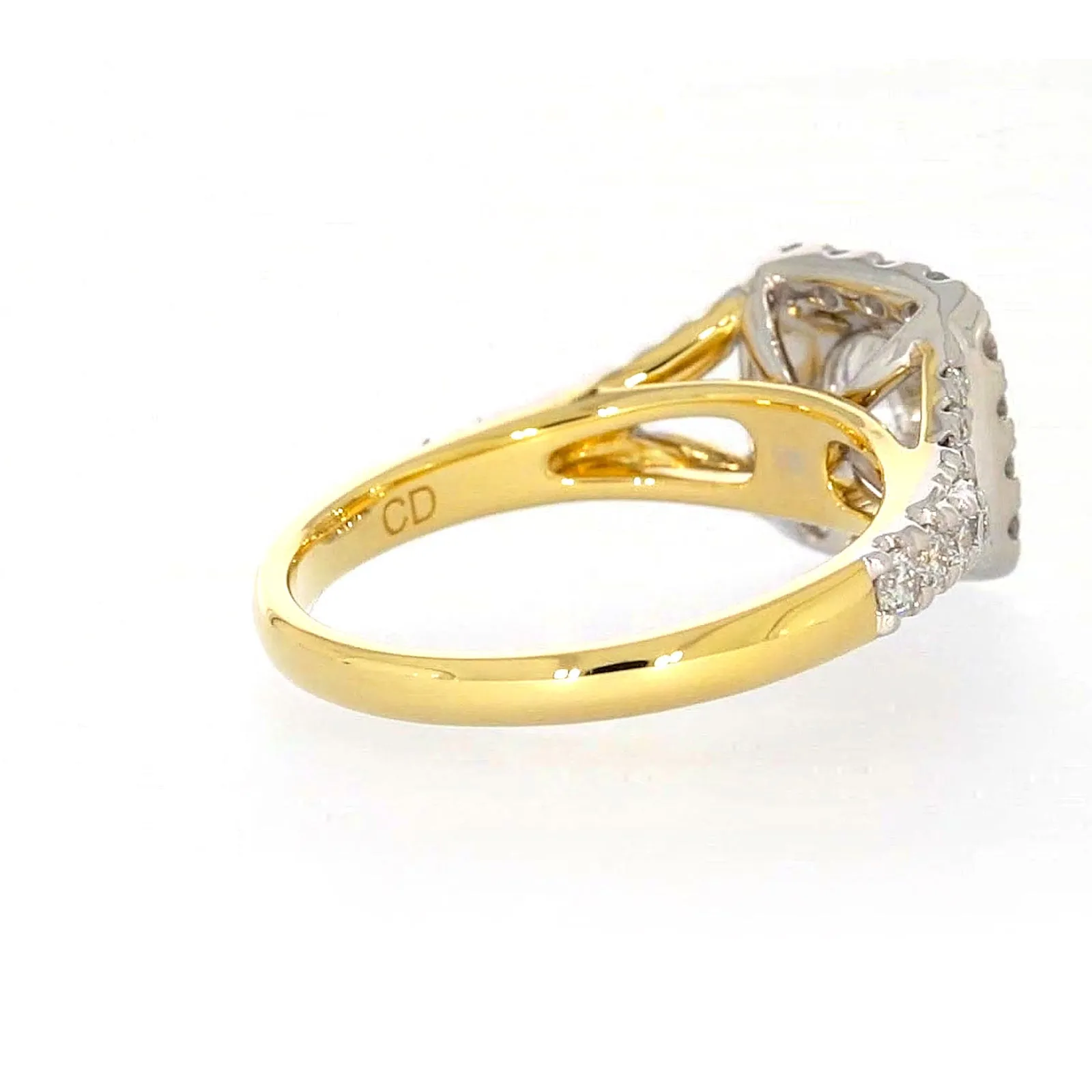 Celebration 18ct Yellow Gold Round Brilliant Cut 1 1/2 Carat tw of Certified Lab Grown Diamonds Ring