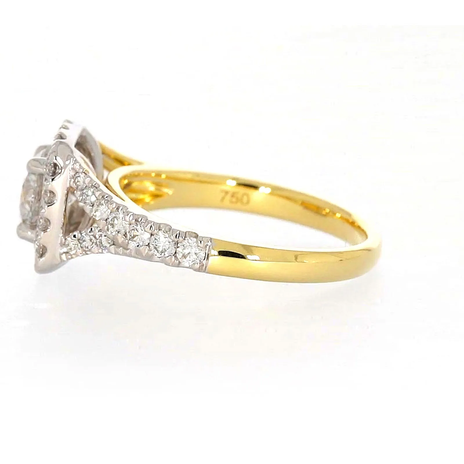 Celebration 18ct Yellow Gold Round Brilliant Cut 1 1/2 Carat tw of Certified Lab Grown Diamonds Ring