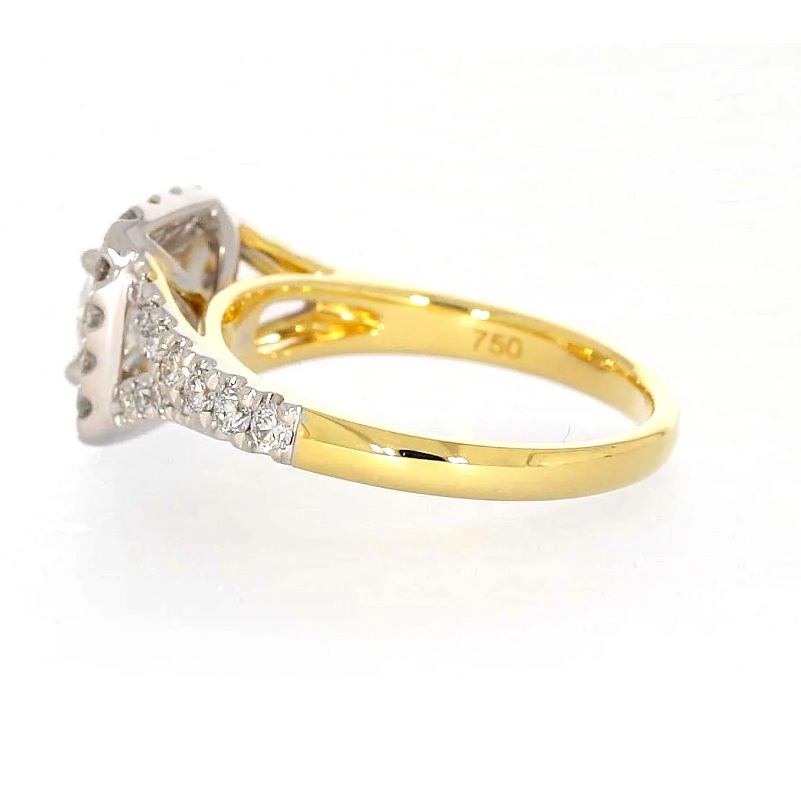 Celebration 18ct Yellow Gold Round Brilliant Cut 1 1/2 Carat tw of Certified Lab Grown Diamonds Ring