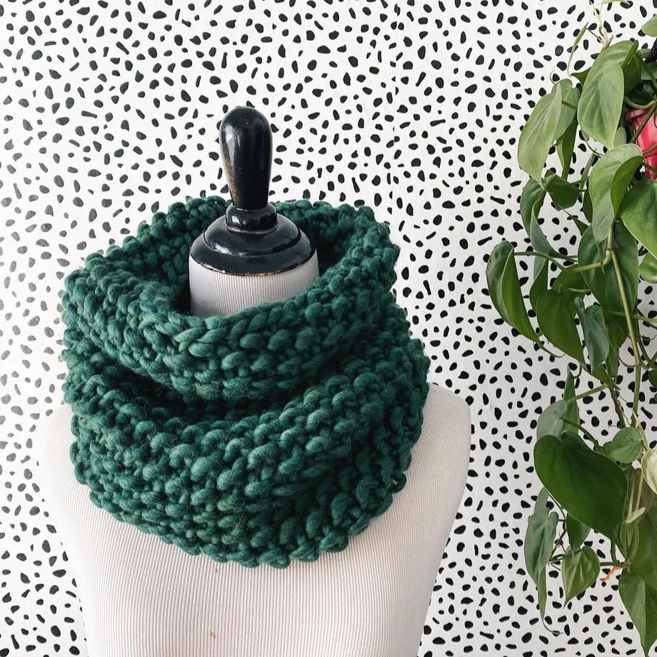 NEW! Bubble Fluff Cowl by Nickichicki