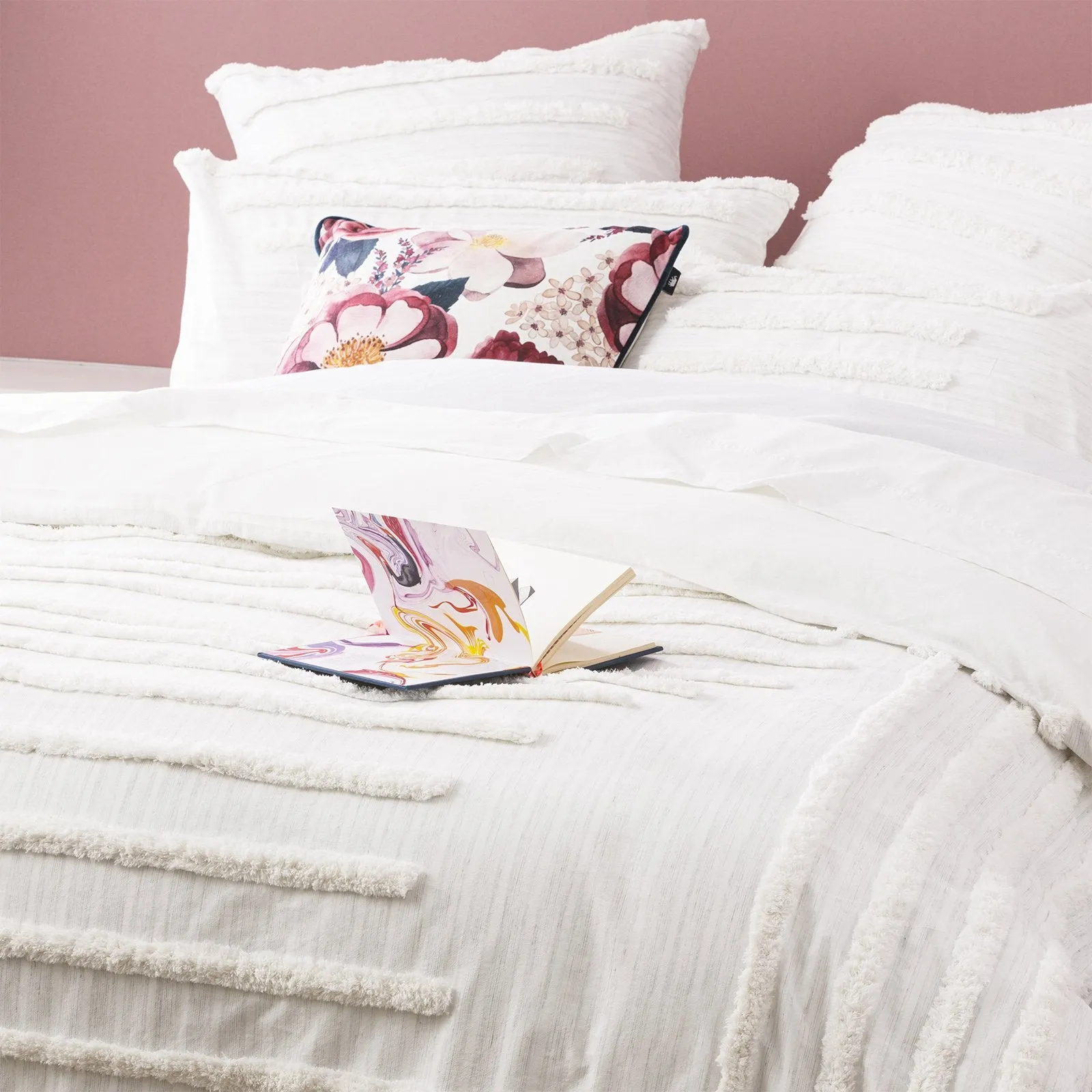 Renee Taylor Classic Cotton Vintage washed Tufted Quilt Cover Set - White