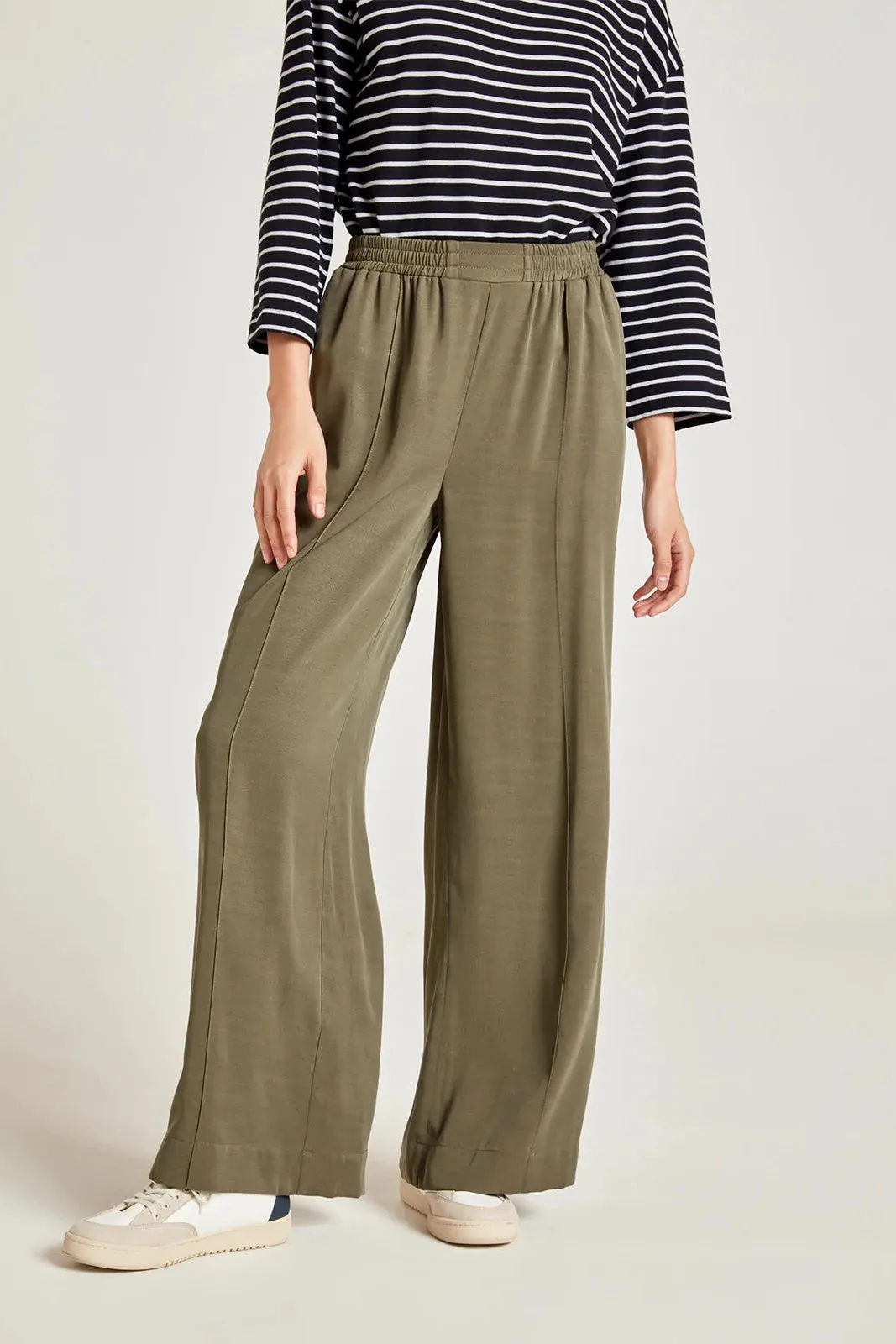 Thought Faya Tencel™ Wide Leg Trouser In Cargo Green